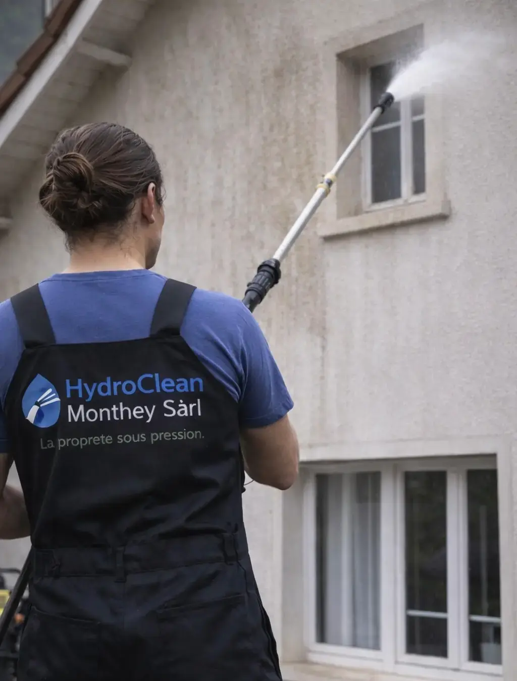 Nettoyage haute pression d’une façade chez un particulier à Monthey, en Valais