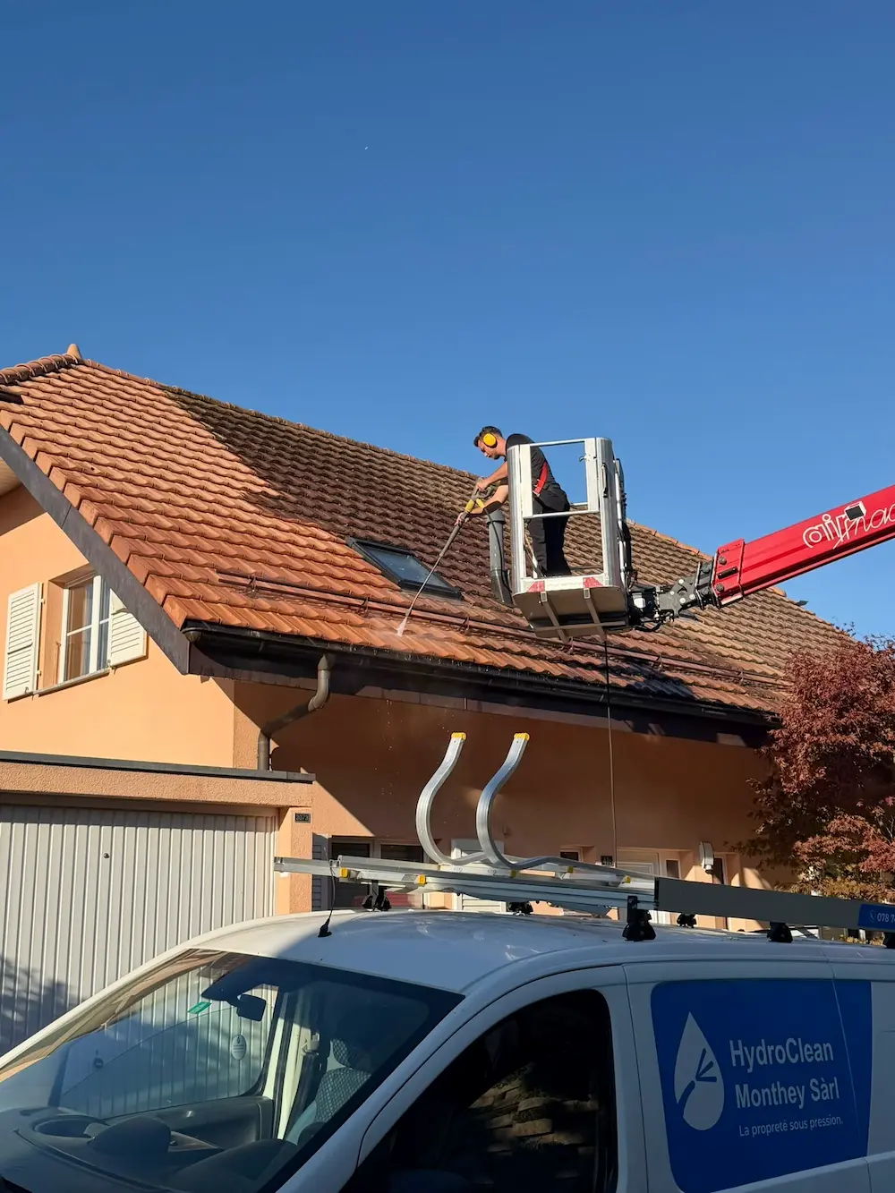 Hydroclean Monthey - Nettoyage de toiture Intervention de nettoyage haute pression pour particuliers à Monthey